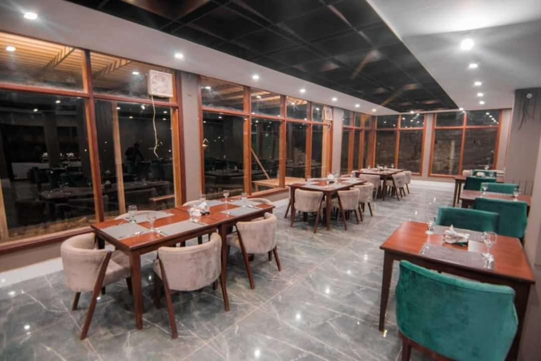 Tibet Hotel Skardu Kültér fotó